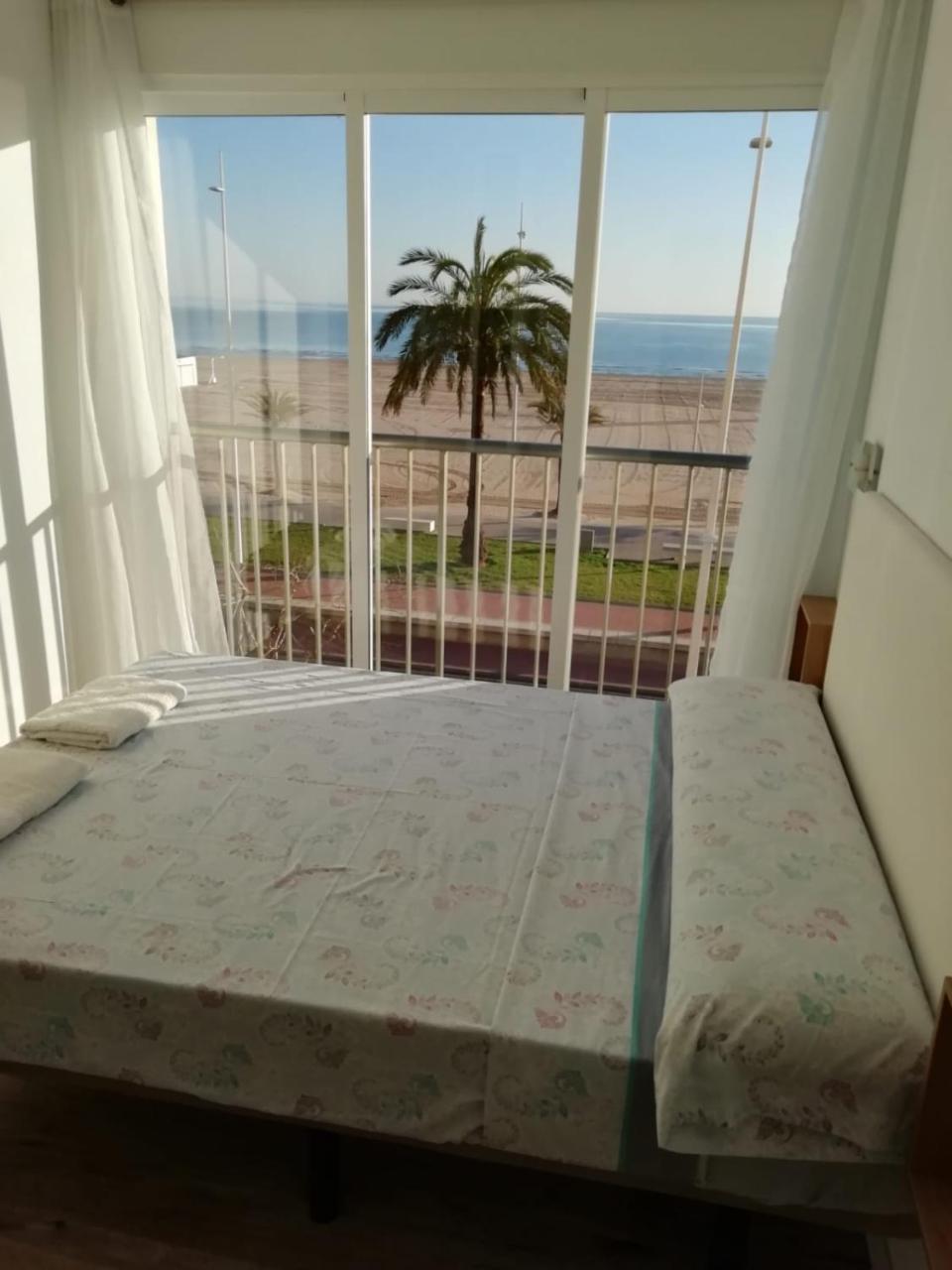 Infante Primera Linea Gandia Playa Playa de Gandía Exterior foto
